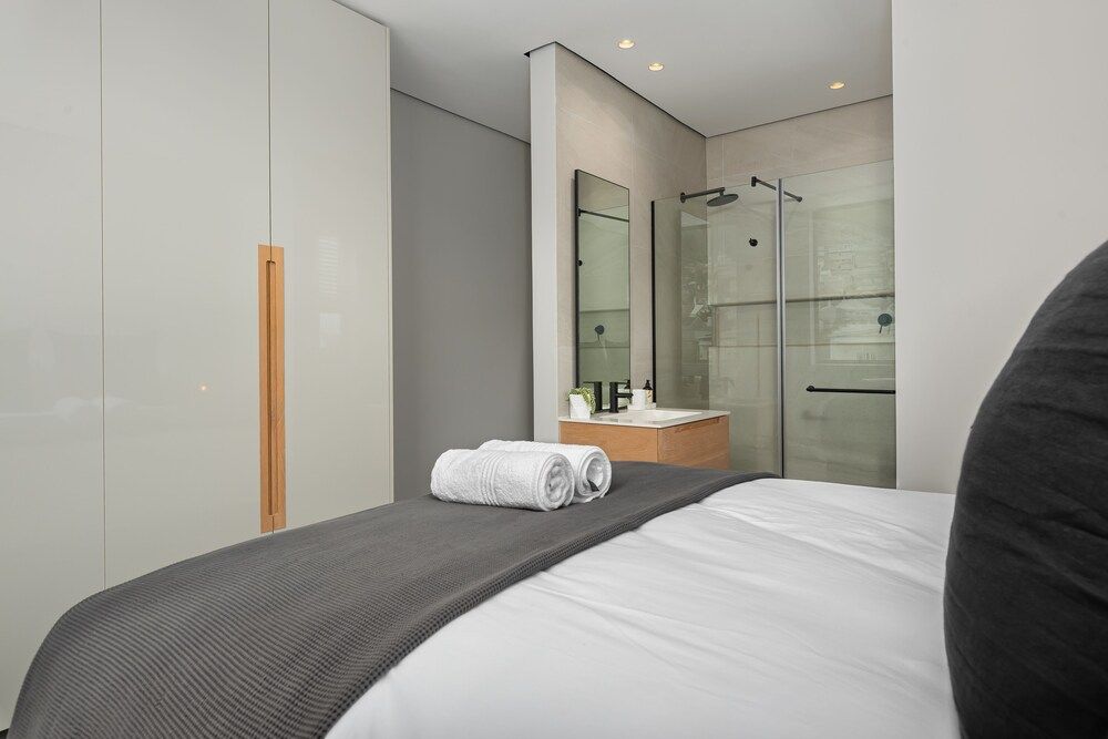 undefined 169 on Main 607 8