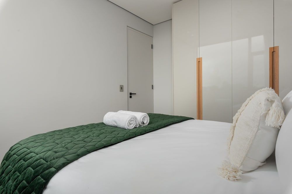 169 on Main 607 Exclusive Apartment 8