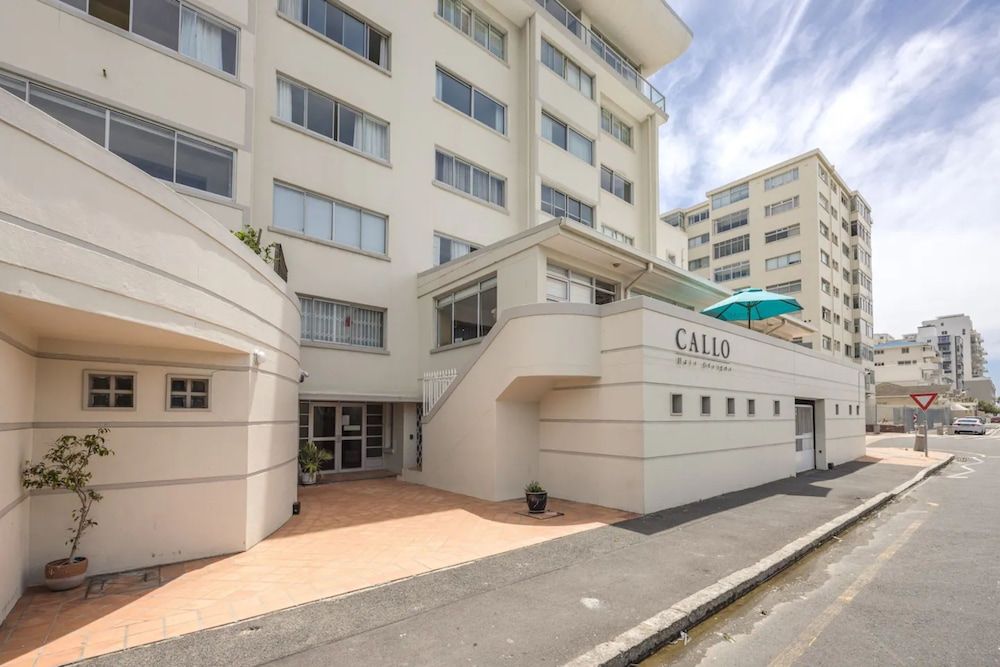 undefined Stylish and Modern Studio in the Beachfront 3