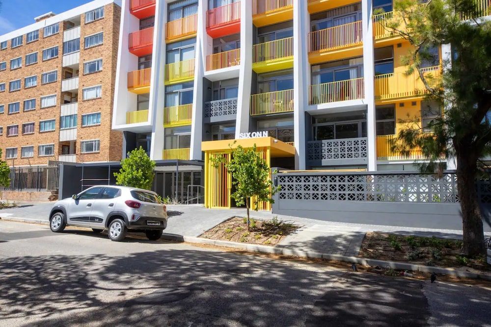 undefined Bright and Stylish Studio Apartment in With Ocean View 2