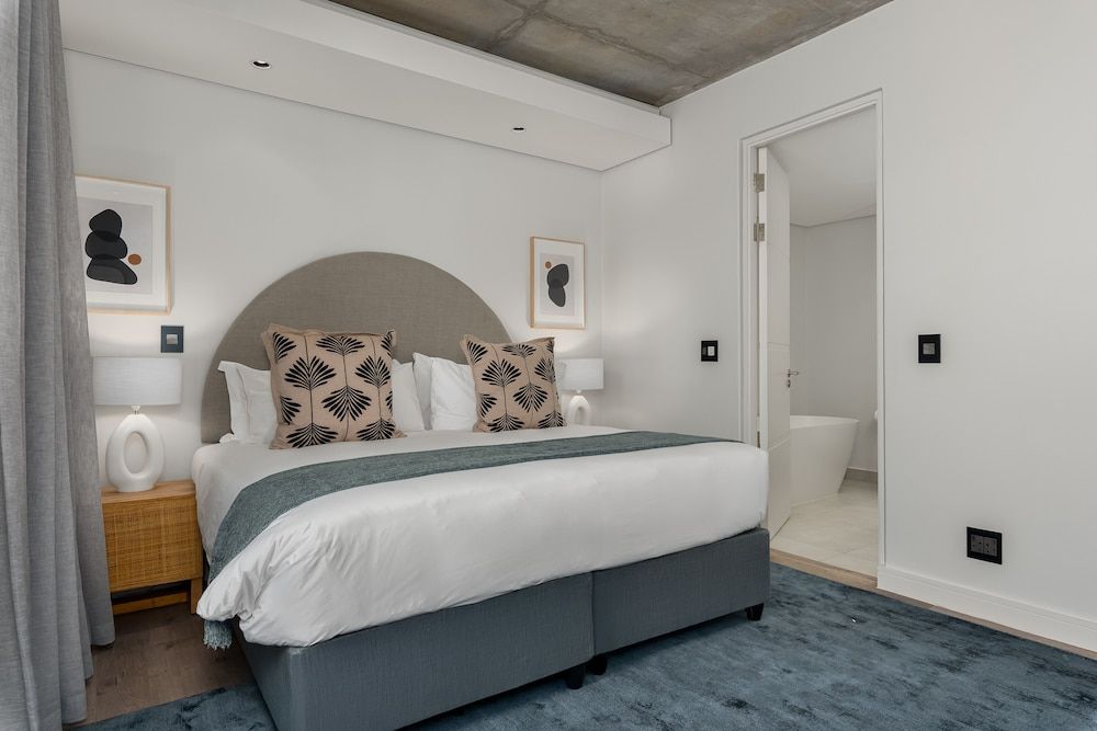 undefined The Signature 307 8