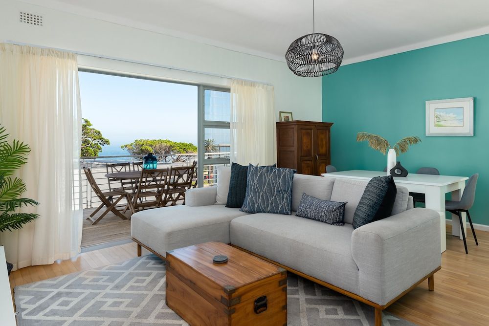 Caprice Court 8 City Apartment 18