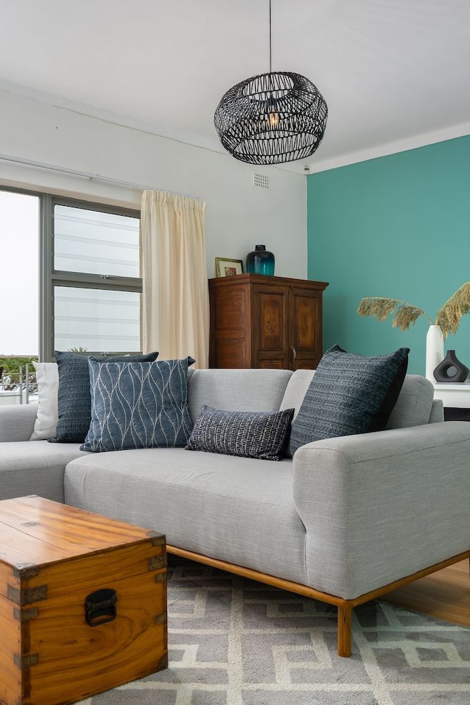 Caprice Court 8 City Apartment 17