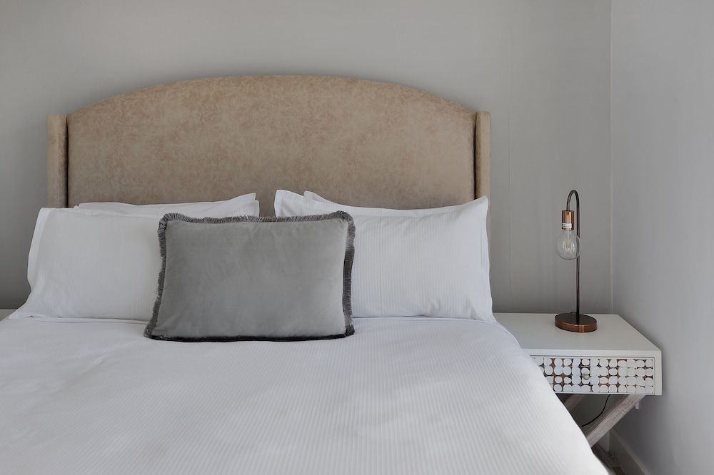 undefined Westwood 311 7