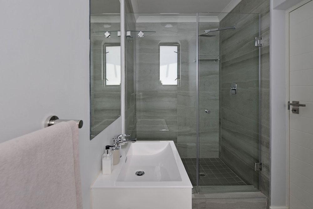 Westwood 311 Classic Apartment 22