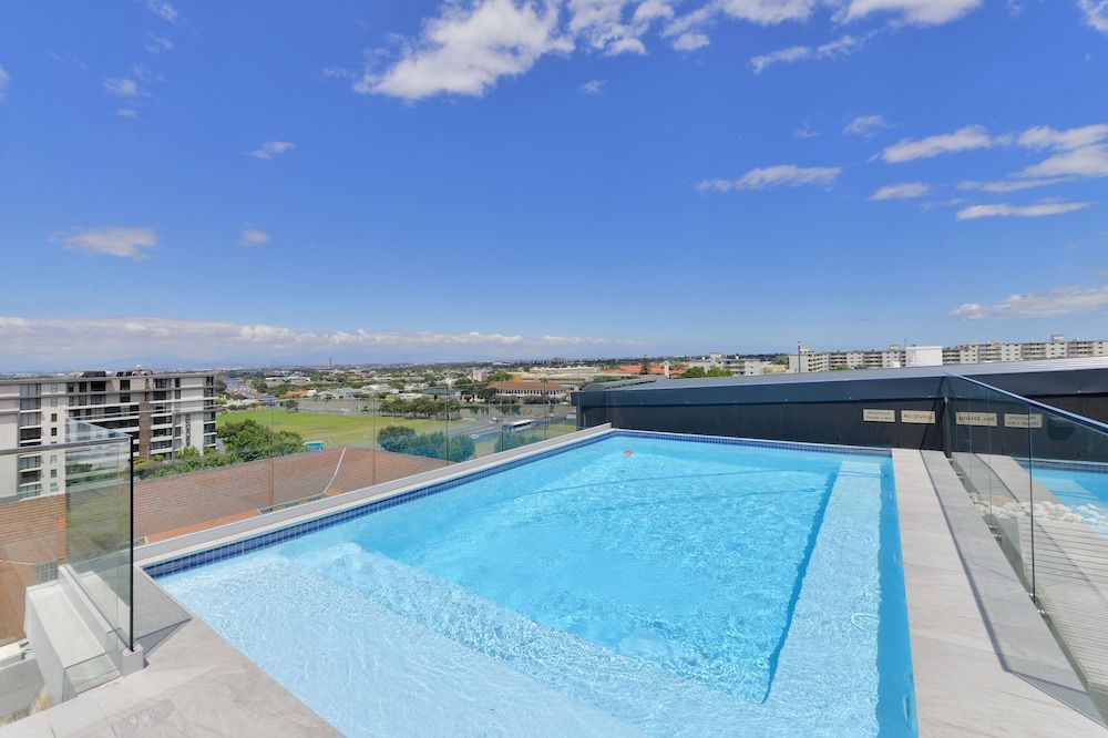 undefined Westwood 311 2