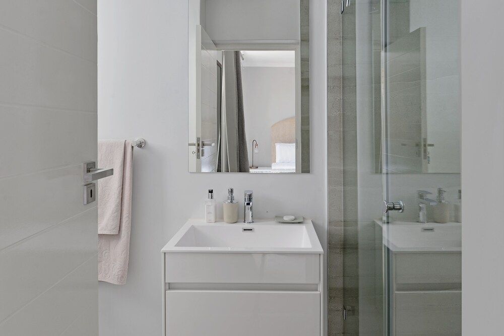 Westwood 311 Classic Apartment 21