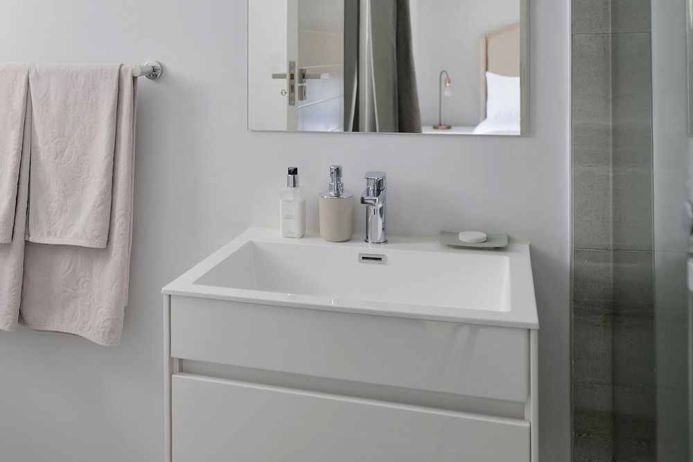 Westwood 311 Classic Apartment 23