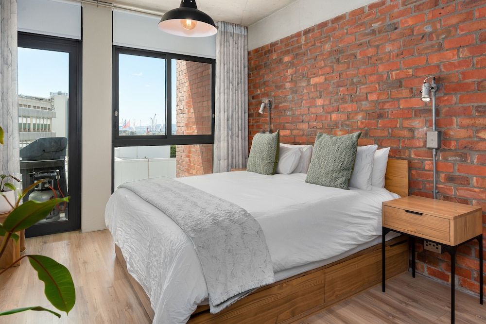 undefined Metropolis 601 6