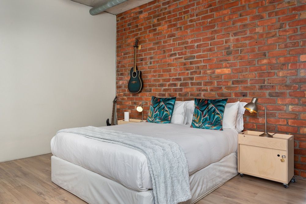 undefined Metropolis 601 7