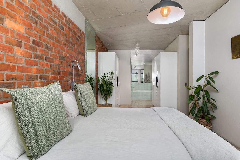 undefined Metropolis 601 4