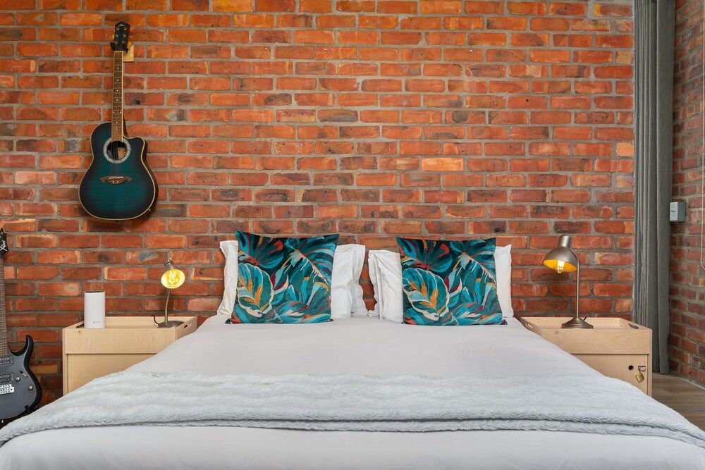 undefined Metropolis 601 2