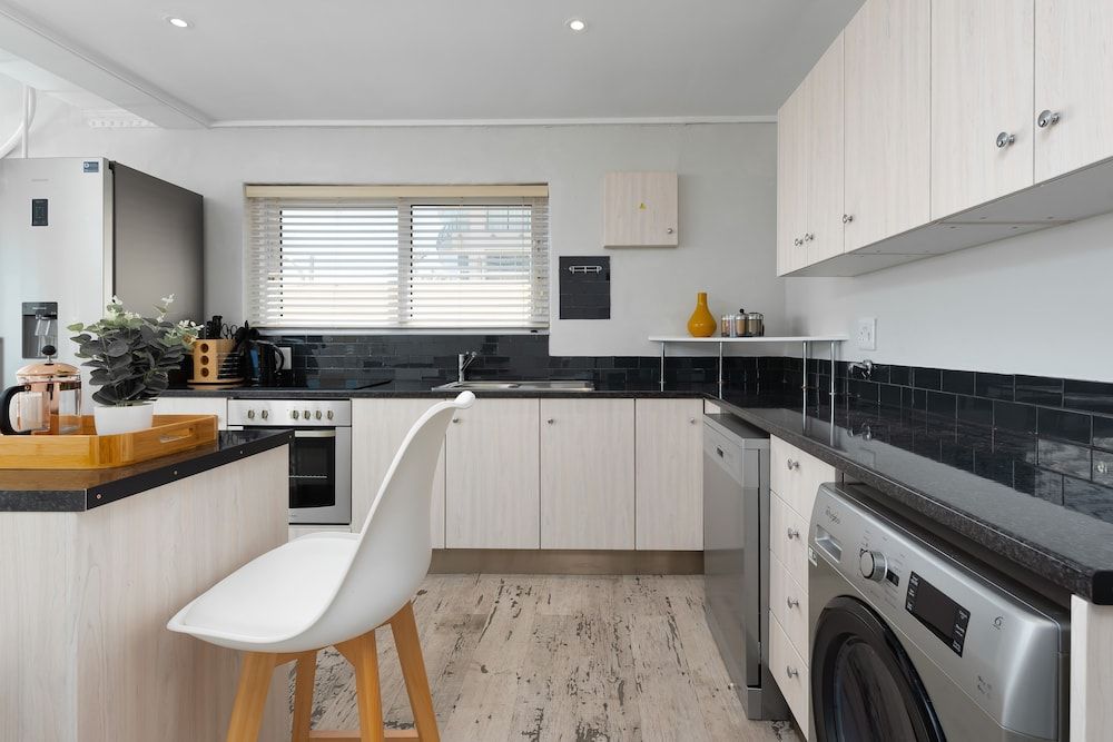 Dolphin Bay 6 Exclusive Apartment 10