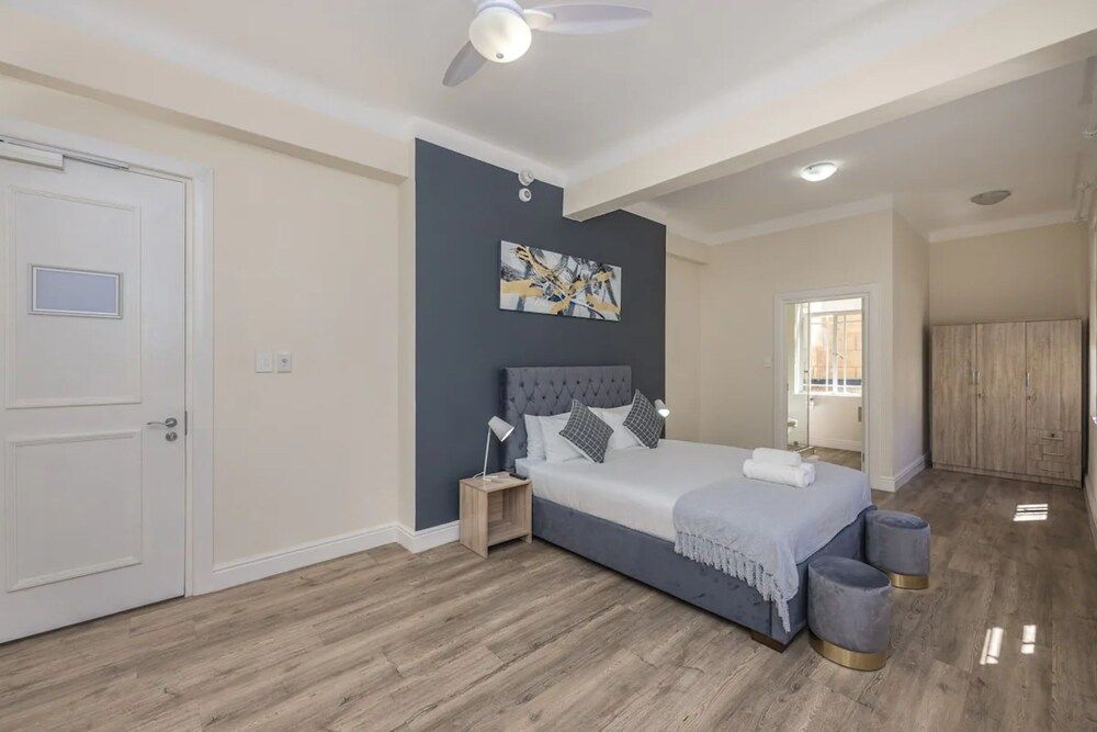 undefined Cape Legacy - Bright Studio Suite 7