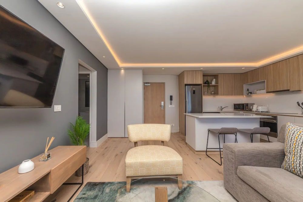 Modern and Bright 1BD APT in Sunny Sea Point Basic Apartment, 1 Queen Bed 11
