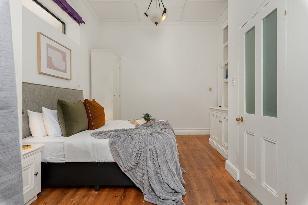 undefined High Level 275b 6