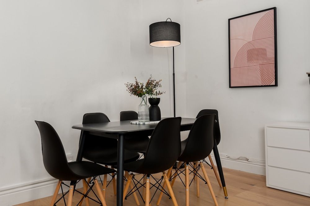 undefined High Level 275b 8