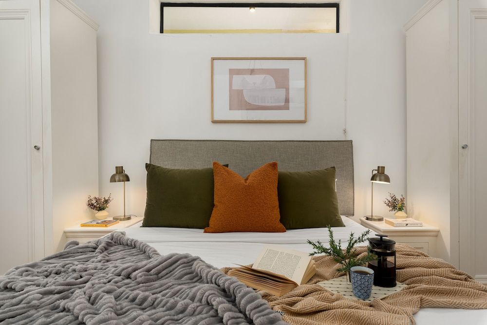 undefined High Level 275b 5