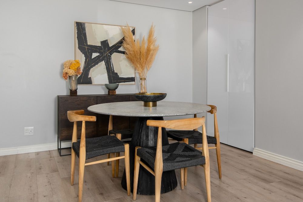 undefined 16 on Bree 2303 6