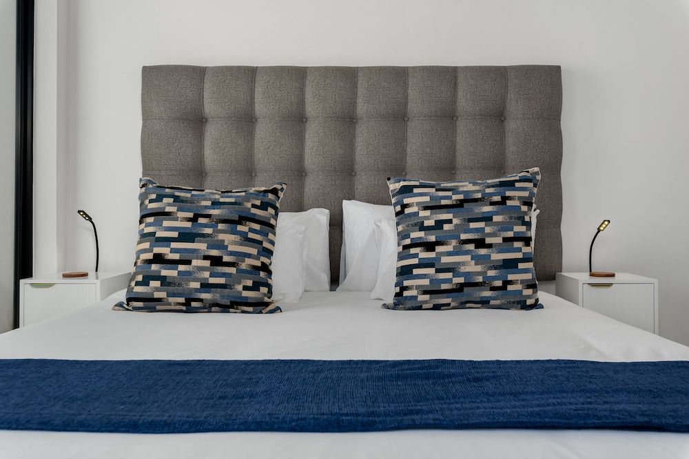 undefined The Duke 905 6