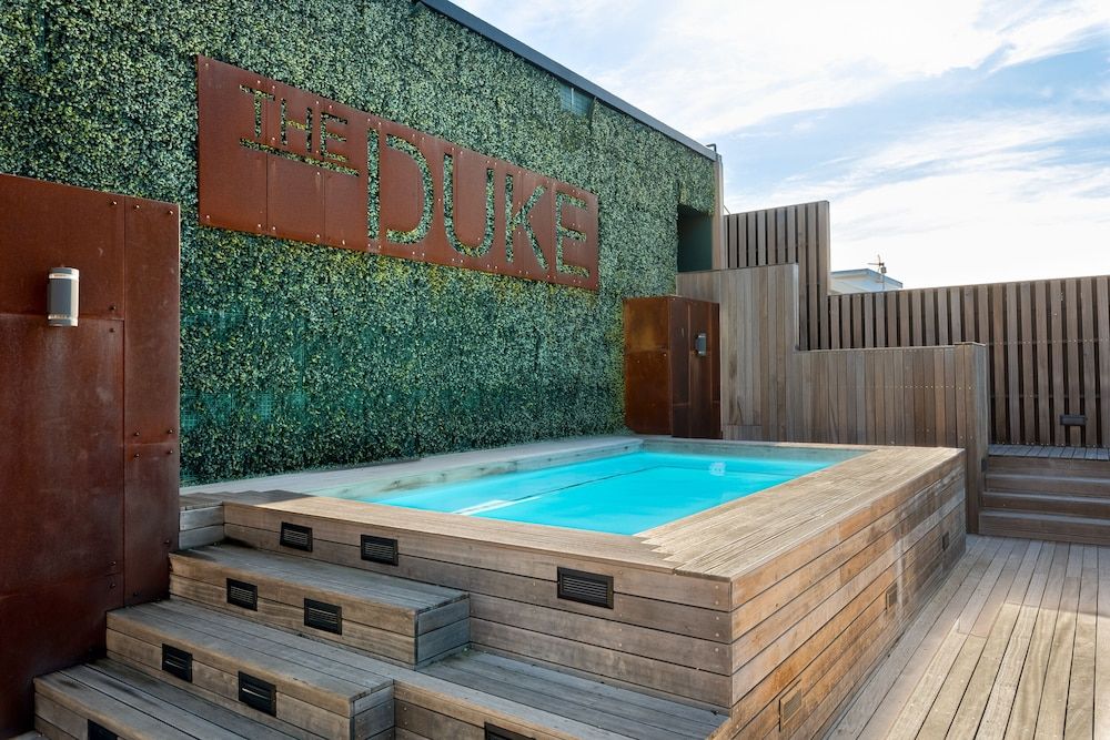 undefined The Duke 905 4