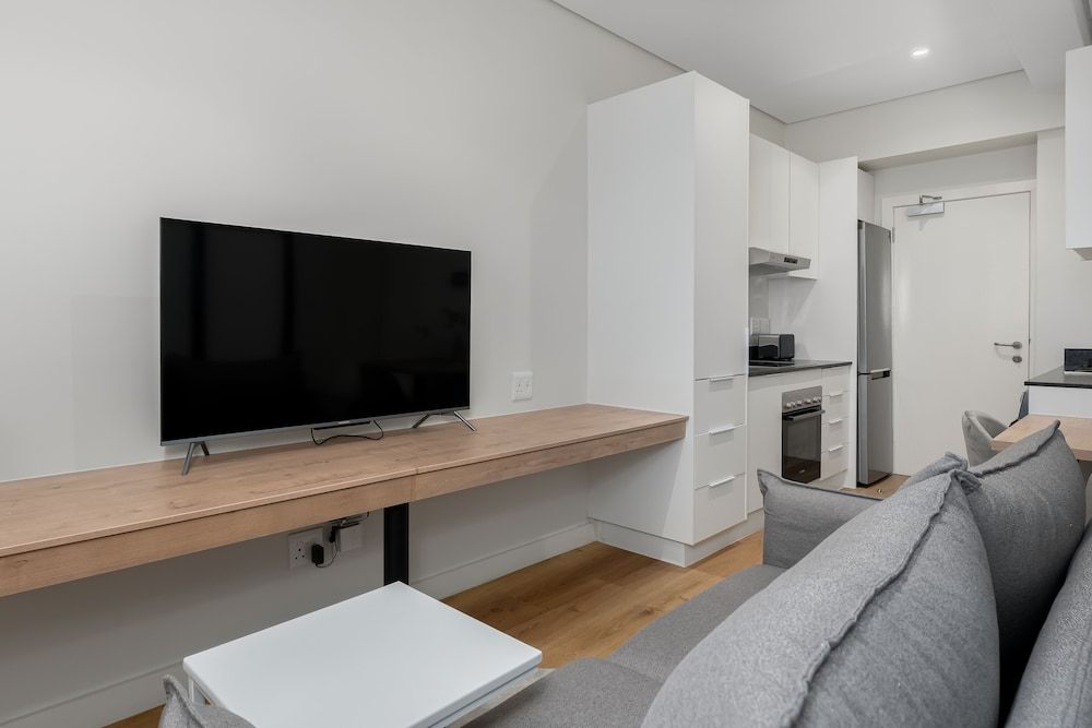 undefined The Carrington 401 9