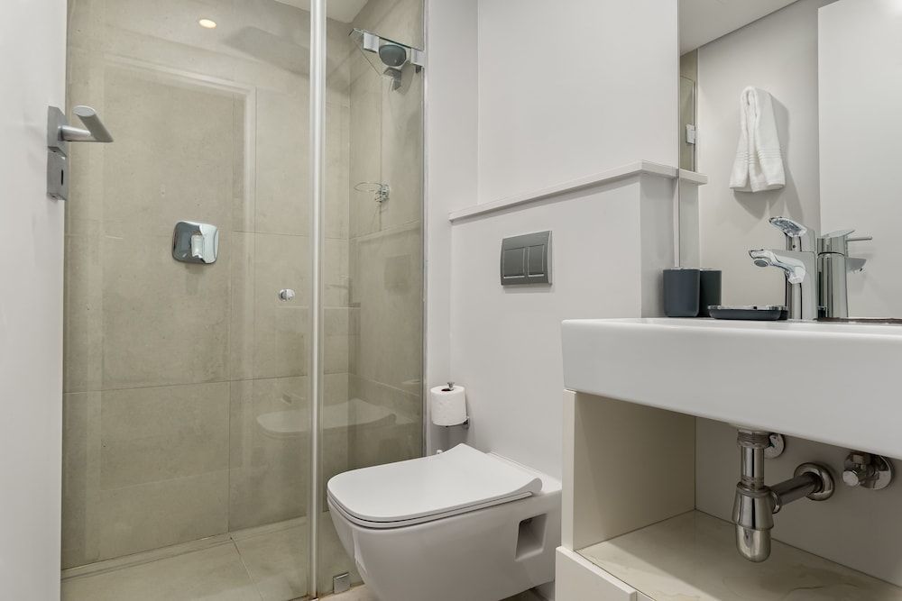 TenOnQ B4 Exclusive Apartment 11