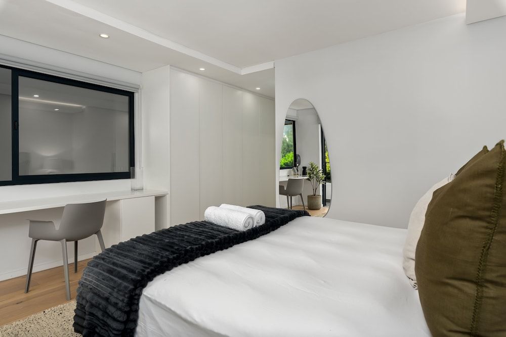 TenOnQ B4 Exclusive Apartment 5