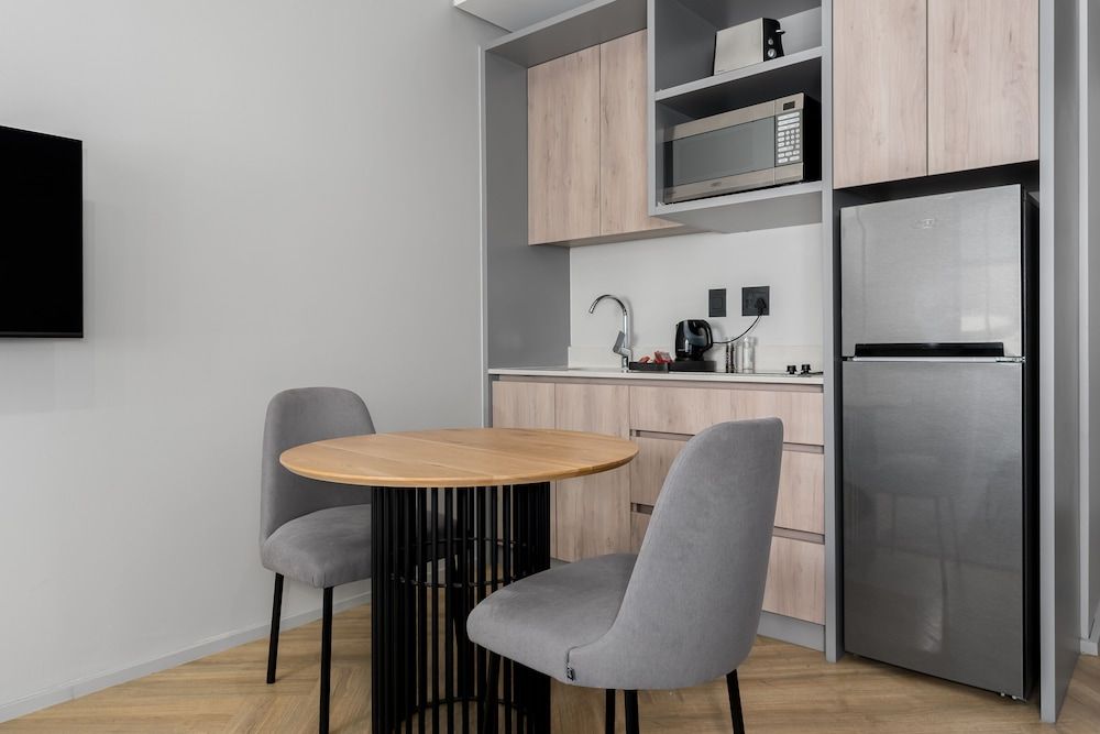 undefined One Thibault 1628 7