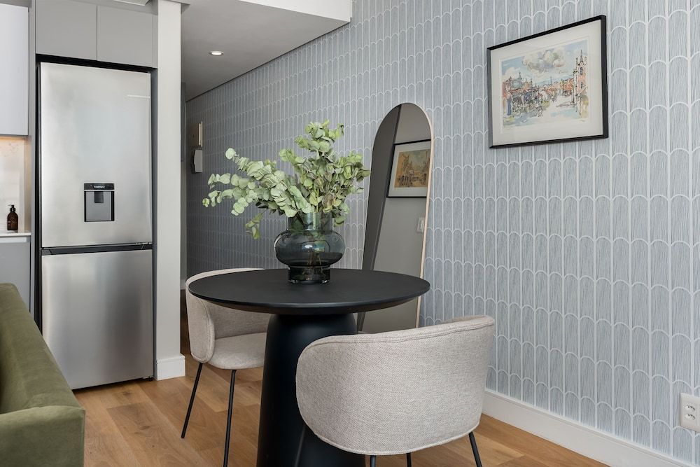 7 on Bantry 301 Gallery Apartment 10