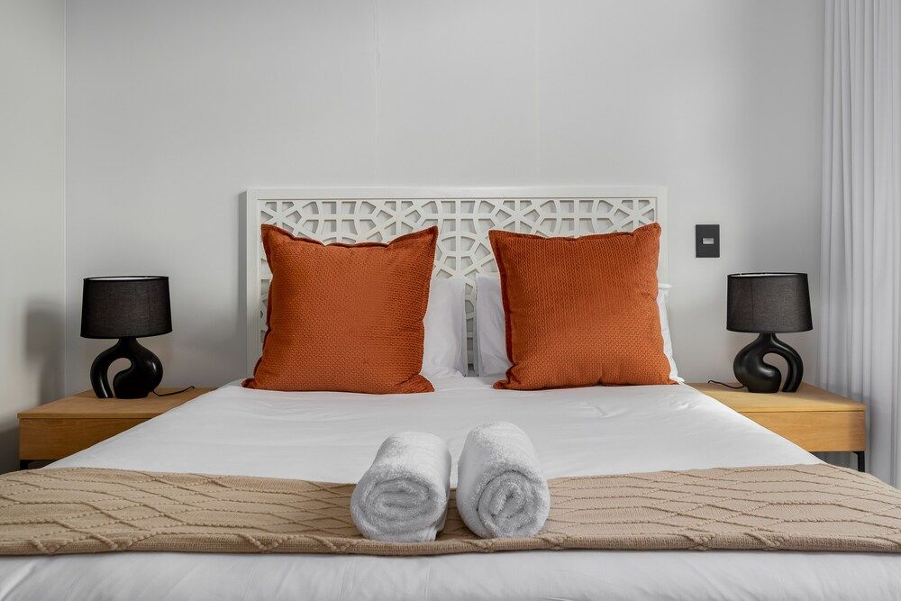 undefined The Signature 106 4