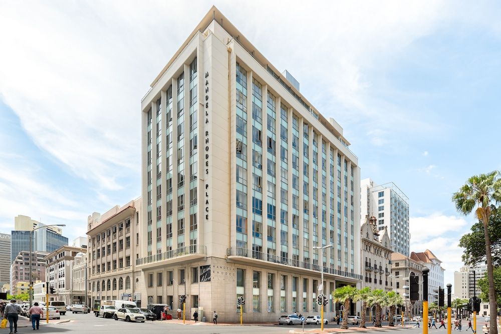 undefined Mandela Rhodes F503 2