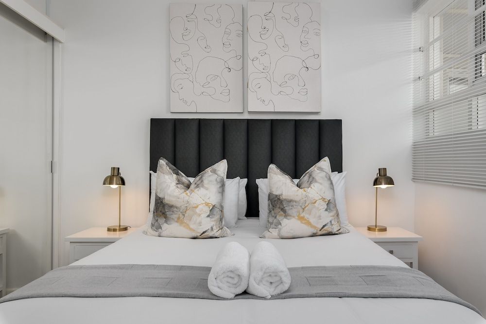 undefined Mouille Grange 608 2