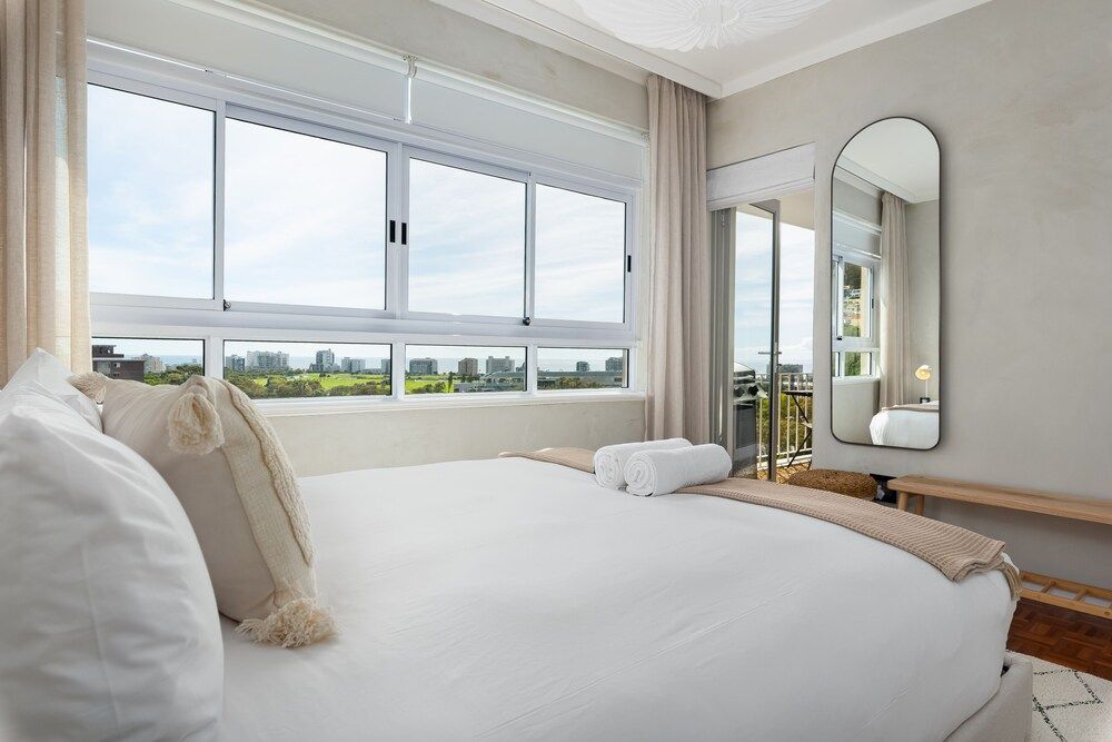 Doric Court 605 Grand Apartment 16