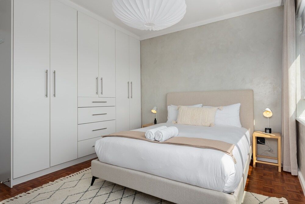 undefined Doric Court 605 4