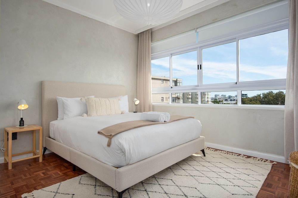 undefined Doric Court 605 3