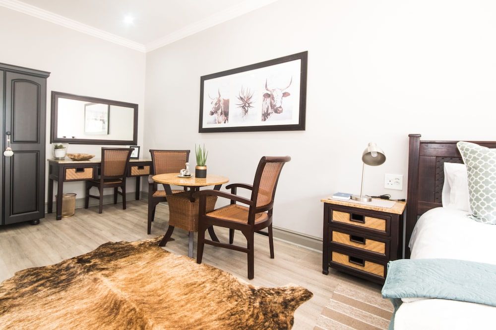 Hillside Guesthouse Room (Road Facing) 6