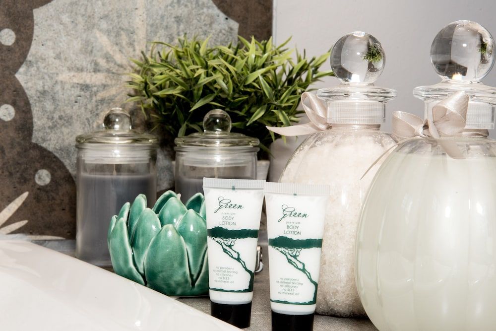 Hillside Guesthouse Room, Sea Facing 6