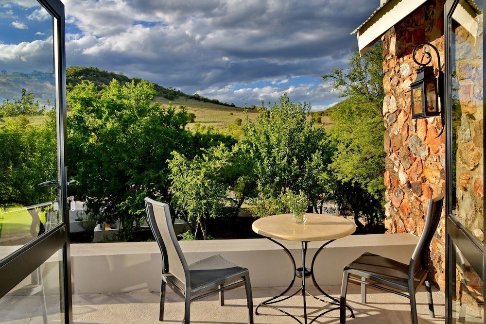 Thanda Manzi Country Hotel Deluxe Room (Deluxe Suite) 8