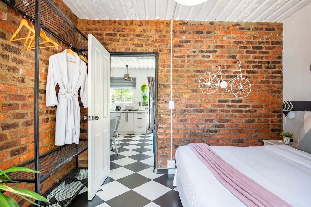 Apartment, 2 Bedrooms, Accessible, Smoking