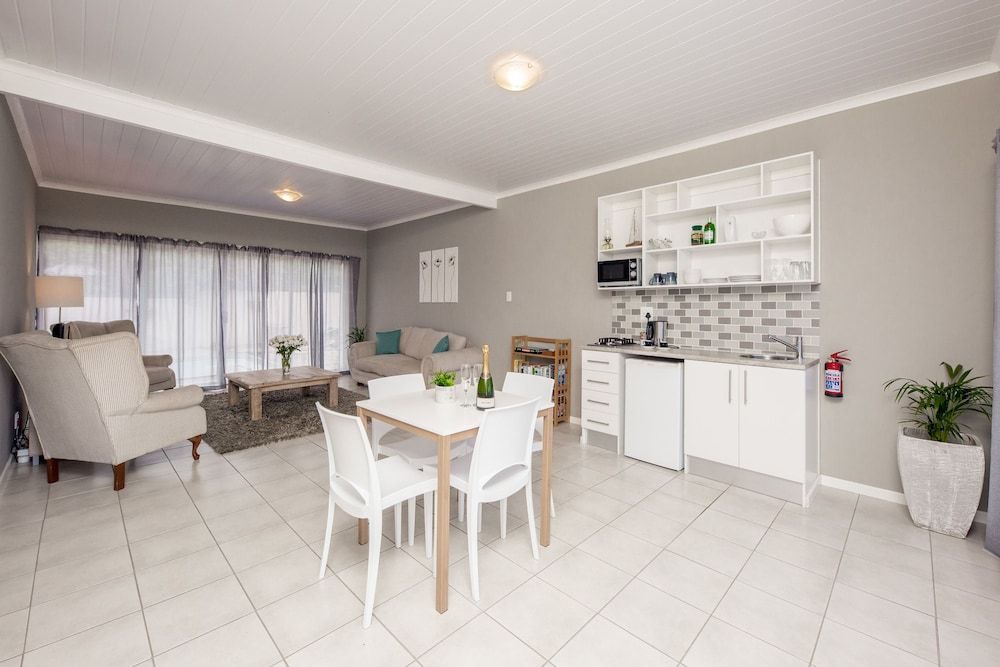 Villa Eika Superior Apartment, 2 Bedrooms 12