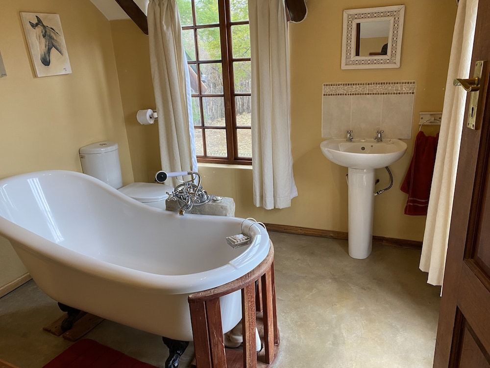 Waterberg Cottages Bushwillow Cottage 4