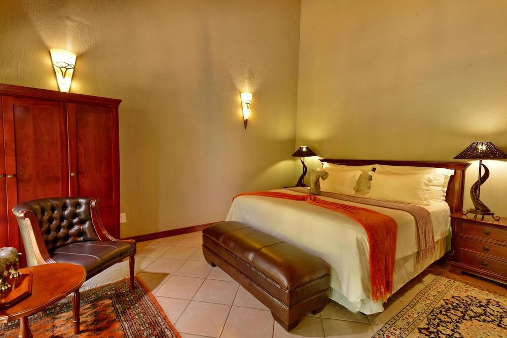 Royal Morubisi Founder's Lodge