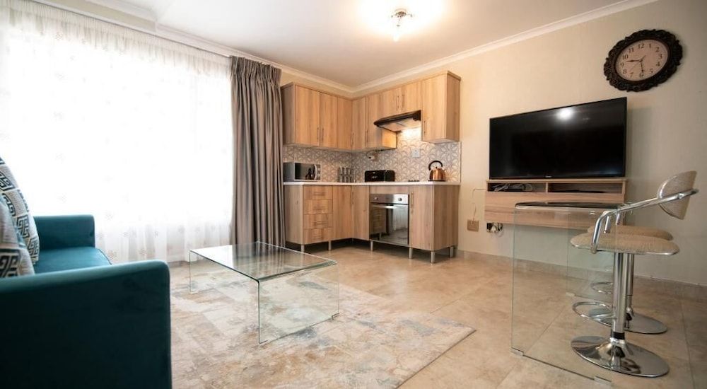 Lefa Boutique Hotel Royal Executive Suite 8