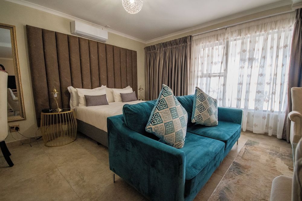 Lefa Boutique Hotel Royal Executive Suite 3