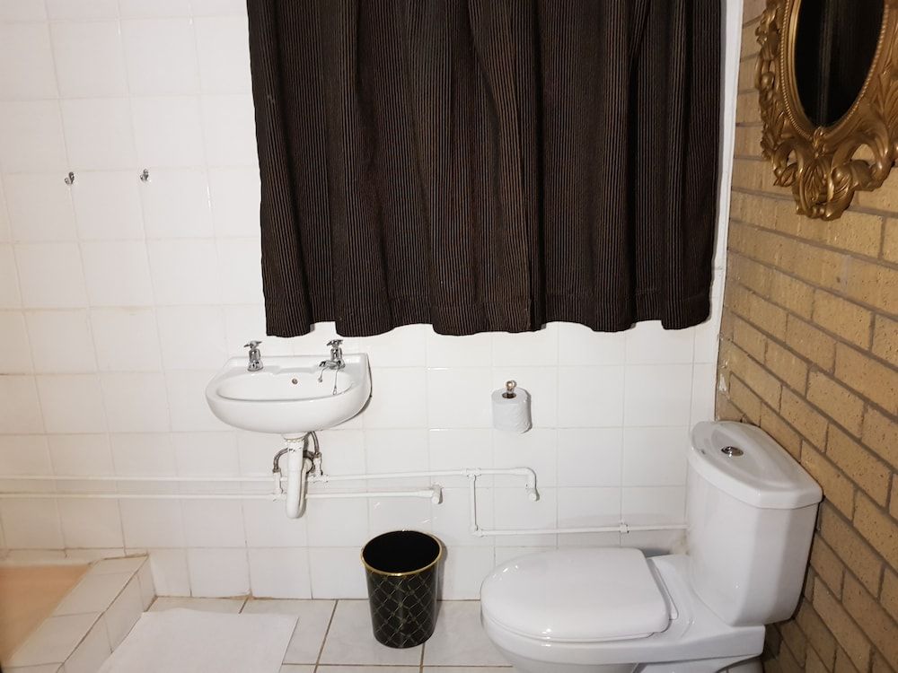 Mountain View Country Estate Exclusive Double or Twin Room 4