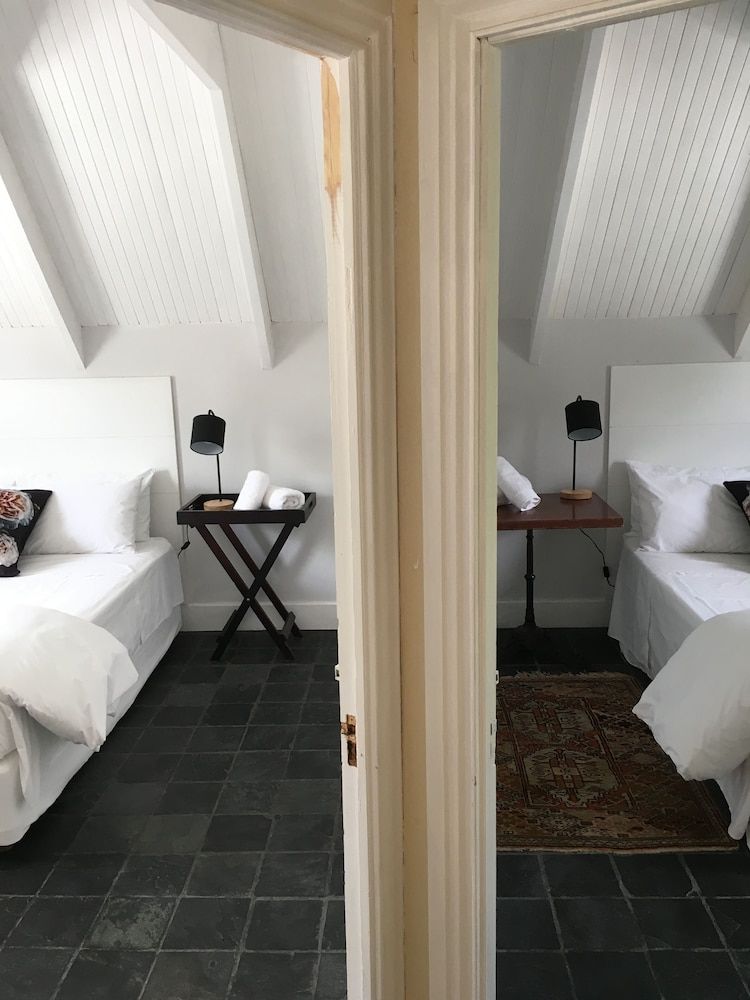 Classic Double Room, 1 Queen Bed, Mountain View
