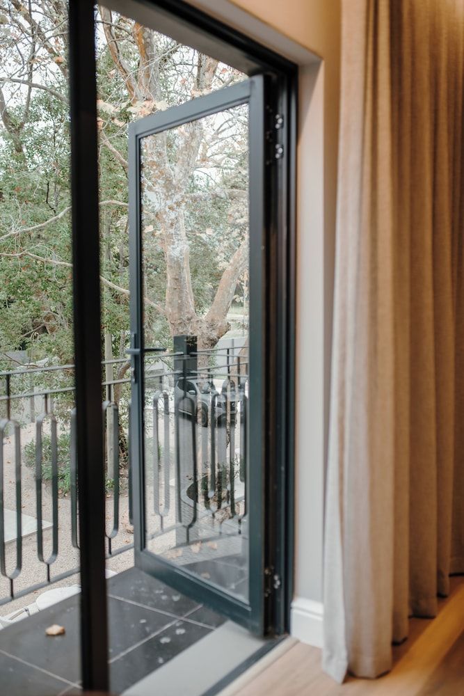 The Hawthorn Boutique Hotel Standard Twin Room 3