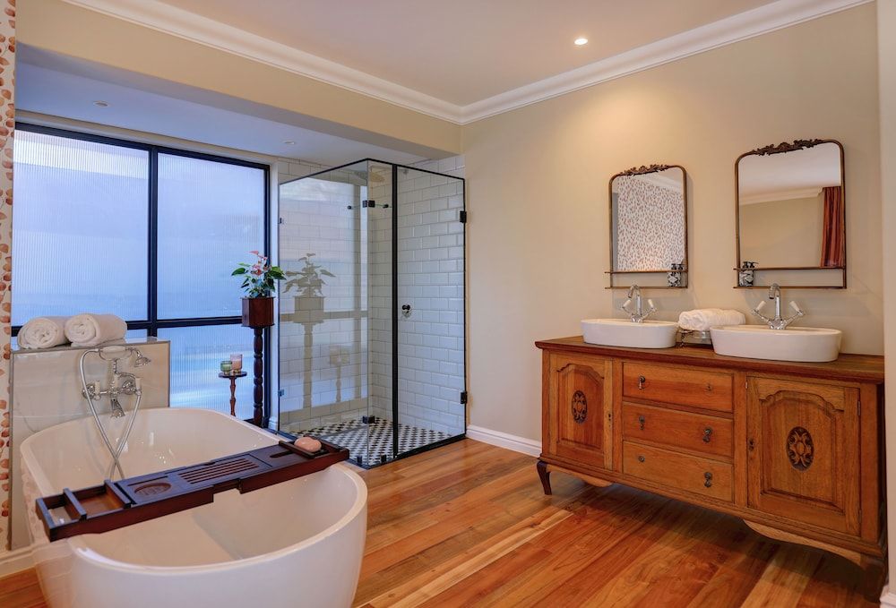 The Hawthorn Boutique Hotel Superior Suite 4