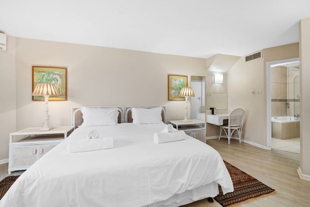 Classic Villa, 2 Bedrooms